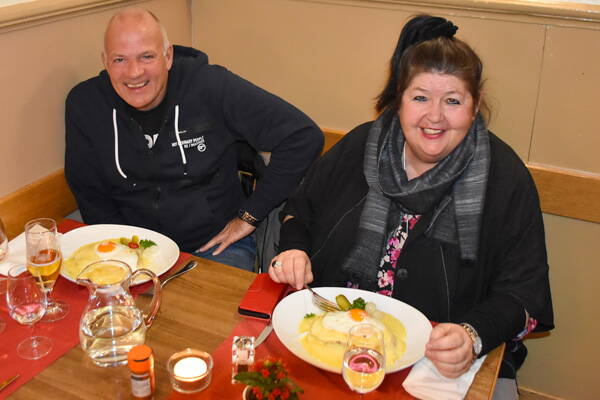 stammgaeste_19.jpg stammgaeste_19.jpg